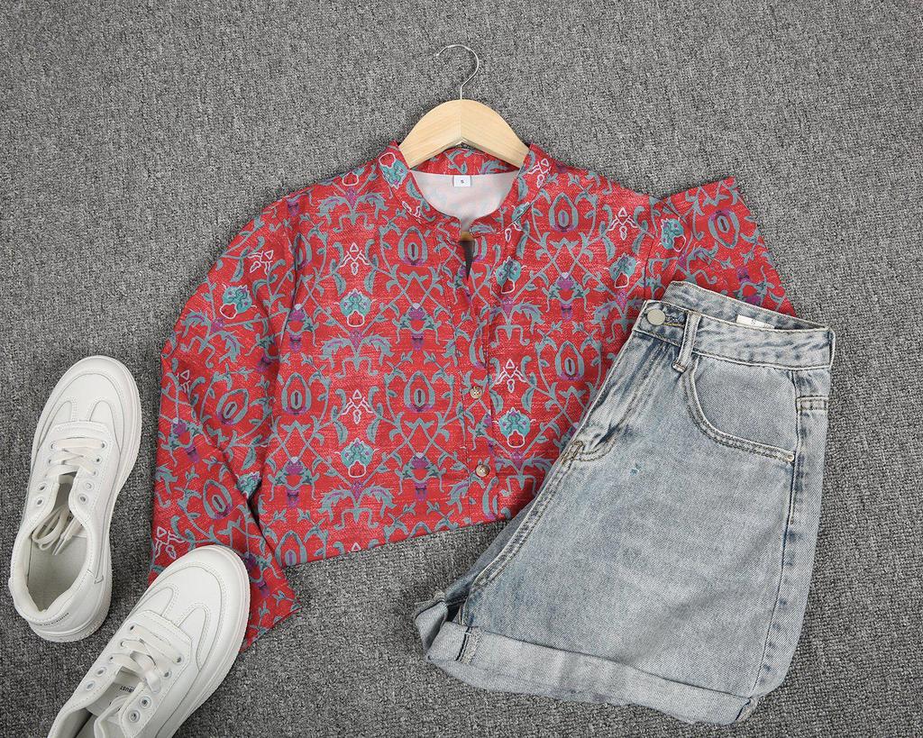 Red Attractive Print 3/4 Sleeve Top