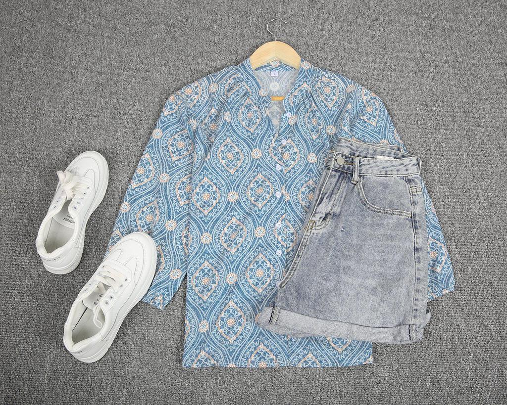 Retro Print 3/4 Sleeve Shirt