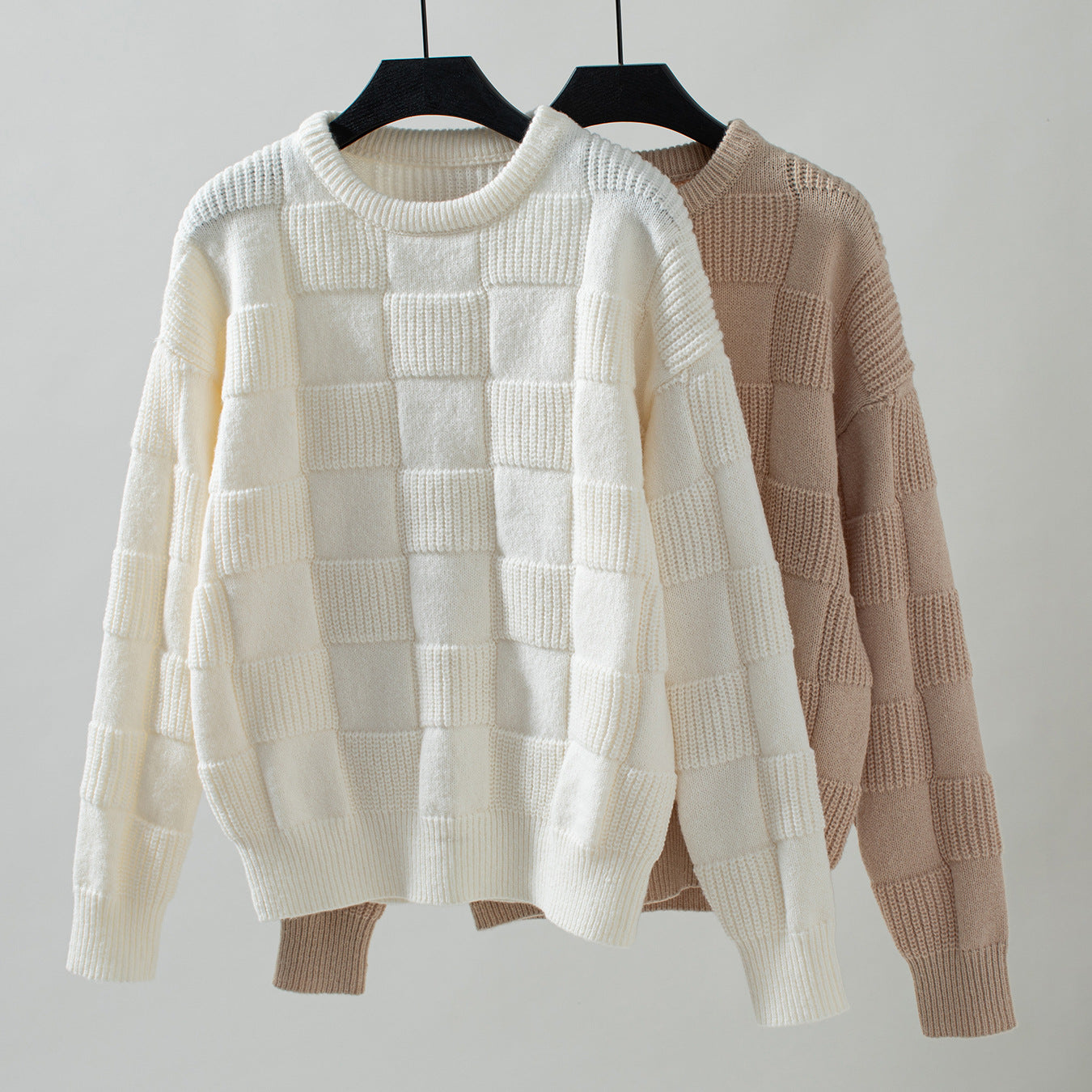 Women's Round Neck Lazy Style Knitted Sweater