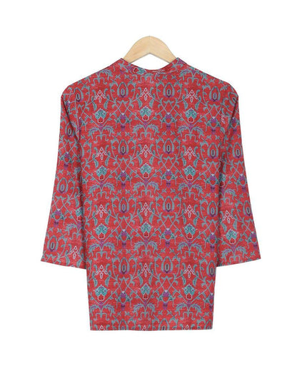 Red Attractive Print 3/4 Sleeve Top