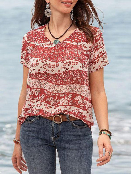 Chic Print V-Neck Short Sleeve Top